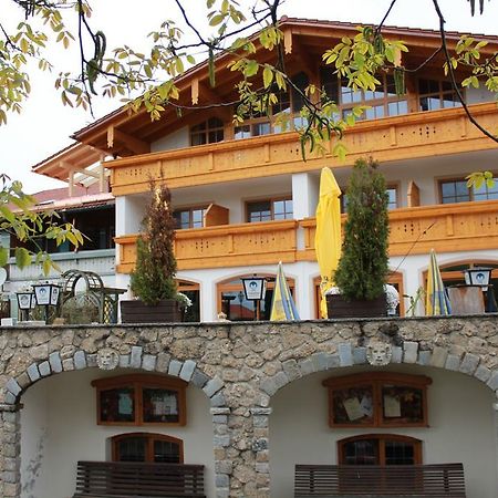 Landgasthaus & Hotel Kurfer Hof Бад-Эндорф Экстерьер фото