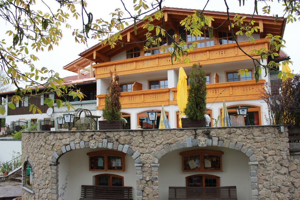 Landgasthaus & Hotel Kurfer Hof Бад-Эндорф Экстерьер фото